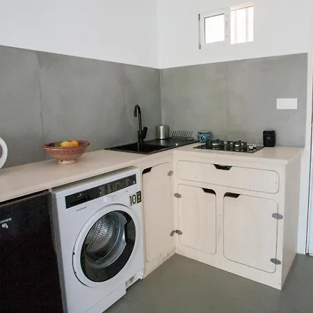Centric And Quiet Beachview-studio Apartment *