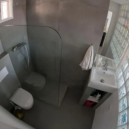 Centric And Quiet Beachview-studio Apartment Malaga
